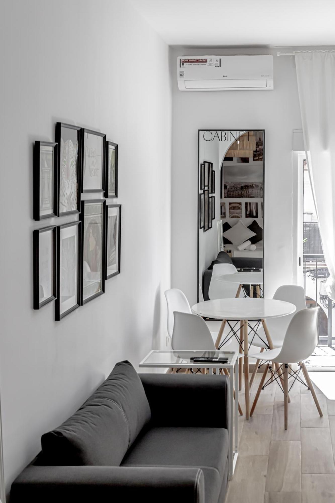 Apartamentos Pino Benidorm Værelse billede